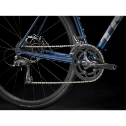Bicicletta Trek Domane AL 2 Disc - Gloss Mulsanne Blue/Matte Trek Black 2022/23 16 Bicicletta Trek Domane AL 2 Disc - Gloss Mulsanne Blue/Matte Trek Black 2022/23 -Vendite BICICLETTE bicicletta trek domane al 2 disc gloss mulsanne bluematte trek black 202223 6