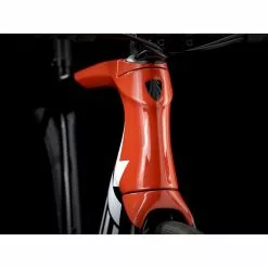 Bicicletta Trek Emonda SL 6 Disc PRO - Trek Black/Radioactive Red 2022 -Vendite BICICLETTE bicicletta trek emonda sl 6 disc pro trek blackradioactive red 2022 3