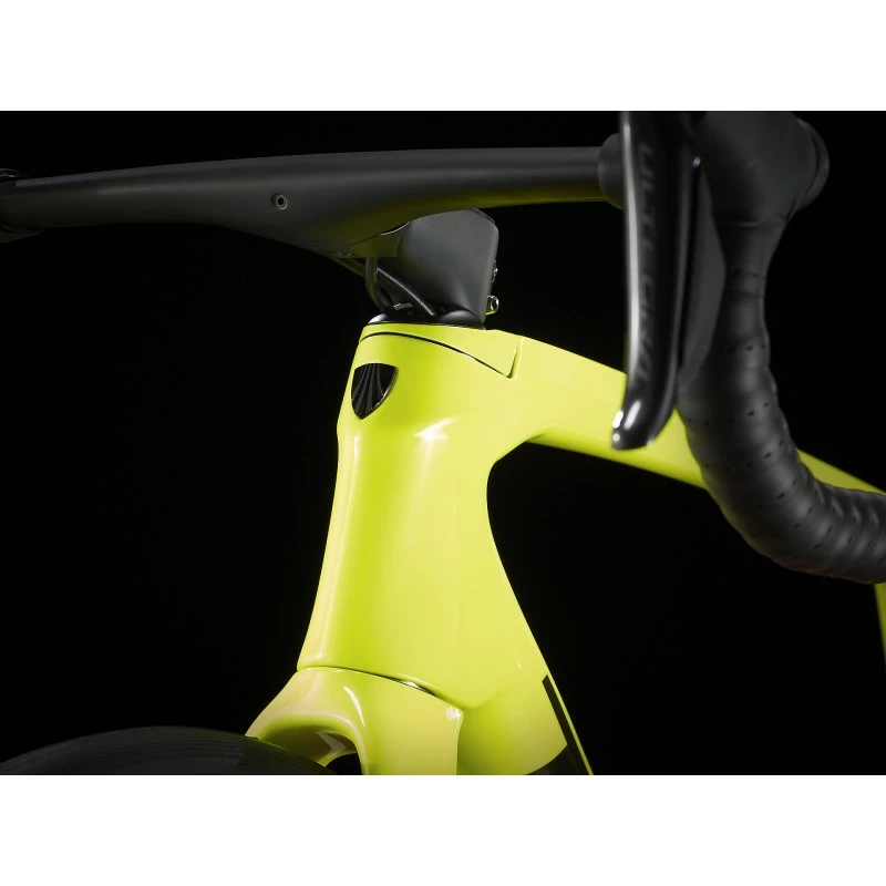 Bicicletta Trek Emonda SLR 7 - Radioactive Coral To Yellow Fade 2022/23 5 Bicicletta Trek Emonda SLR 7 - Radioactive Coral To Yellow Fade 2022/23 - immagine 3
