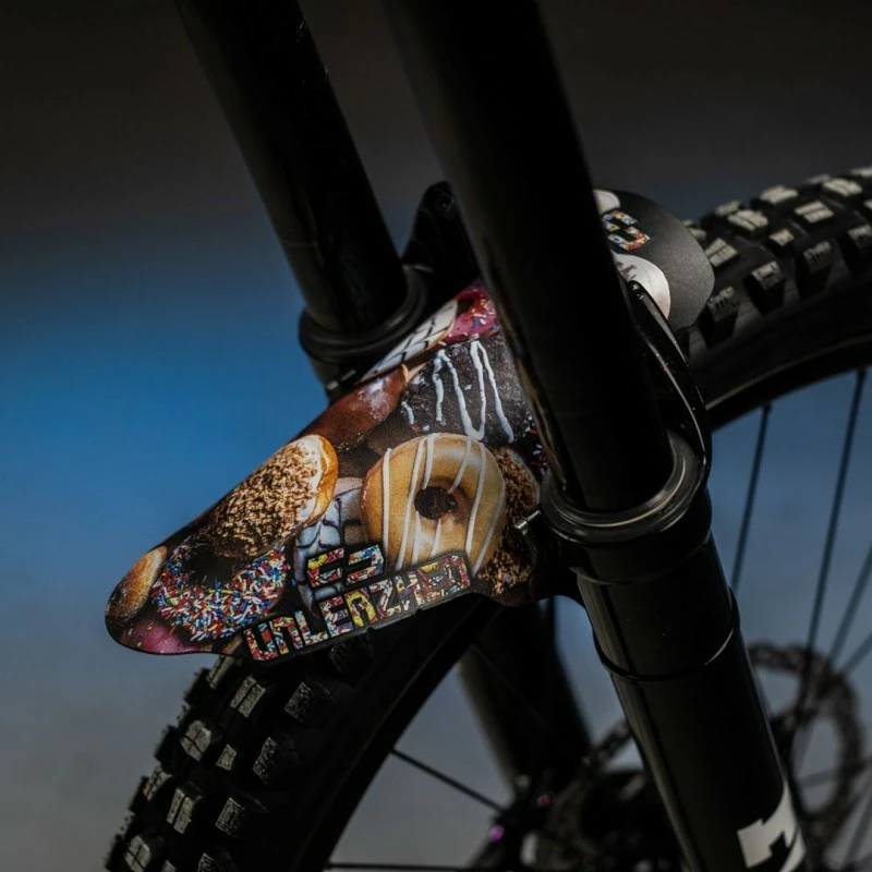 Parafango Unleazhed Mudguard M01 Crazy More Donuts 5 Parafango Unleazhed Mudguard M01 Crazy More Donuts - immagine 3