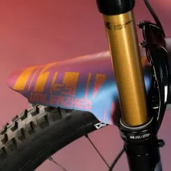 Parafango Unleazhed Mudguard M01 Logo Red-Blue Red-Gold 12 Parafango Unleazhed Mudguard M01 Logo Red-Blue Red-Gold -Vendite BICICLETTE parafango unleazhed mudguard m01 logo red blue red gold 4