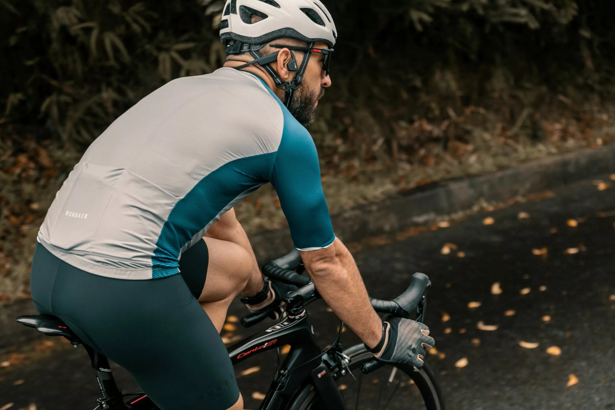 Vendite BICICLETTE -Vendite BICICLETTE pexels munbaik cycling clothing 6929302 1 scaled